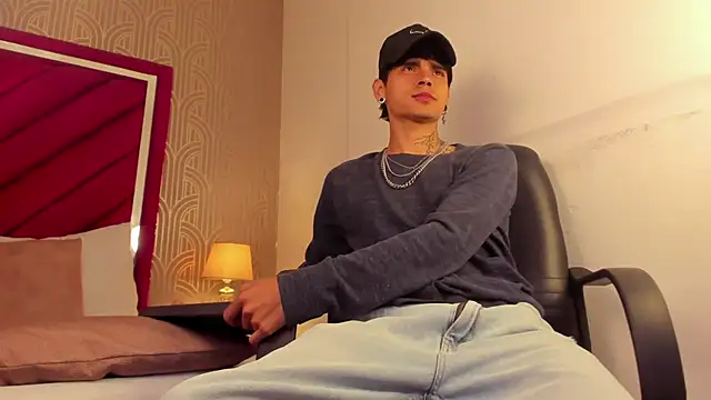 Dominic Foxx online show from 2, 3, 2026