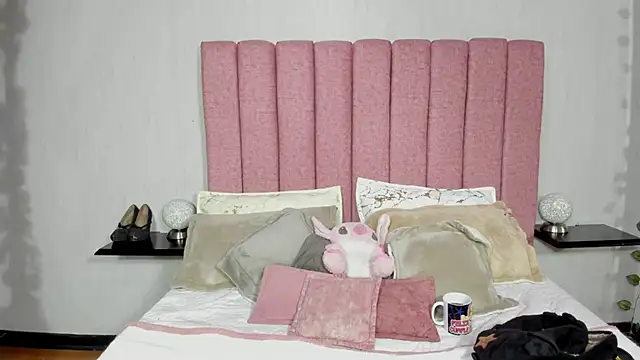 JennieRider online show from 13, 7, 2026