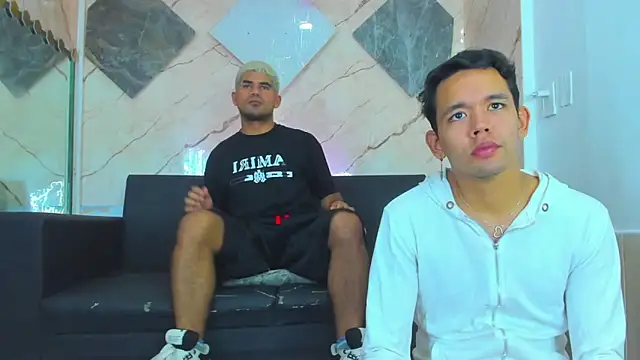 Snapshot of Latins_on_fire chatting on 1, 3, 2026 Latins on fire online show from 1, 3, 2026