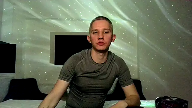 Snapshot of RyanRubber chatting on 26, 4, 2026 RyanRubber online show from 26, 4, 2026