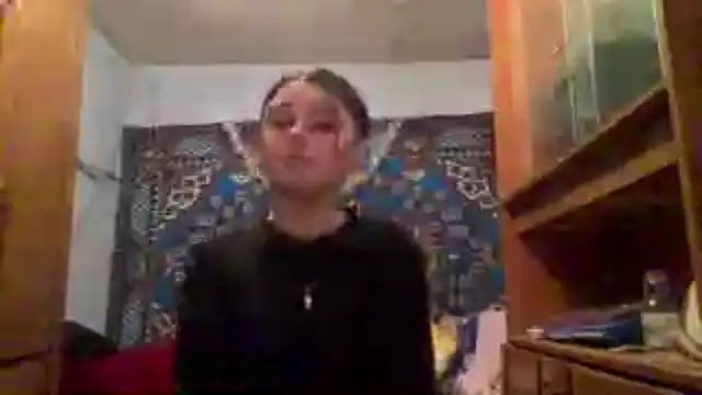 Snapshot of SunnyServano chatting on 23, 4, 2026 SunnyServano online show from 23, 4, 2026