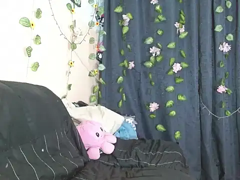 Snapshot of powderblu69 chatting on 27, 3, 2026 powderblu69 online show from 27, 3, 2026