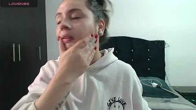 Snapshot of Ana__arms chatting on 25, 2, 2026 Ana arms online show from 25, 2, 2026