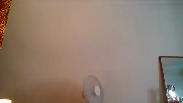 Snapshot of Lilbadmiaxo chatting on 23, 6, 2026 Lilbadmiaxo online show from 23, 6, 2026