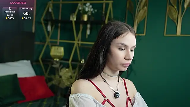 Snapshot of SatiraLux chatting on 18, 3, 2026 SatiraLux online show from 18, 3, 2026