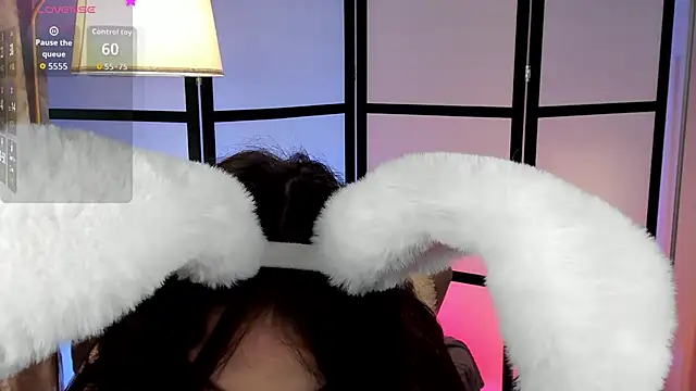 Snapshot of SatiraLux chatting on 2, 4, 2026 SatiraLux online show from 2, 4, 2026