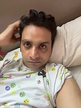 online4u08 online show from 22, 3, 2026