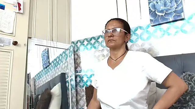 Lorenaluna online show from 17, 3, 2026