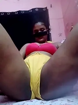 Snapshot of sucklover69 chatting on 22, 4, 2026 sucklover69 online show from 22, 4, 2026