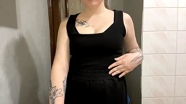 Snapshot of EmberStorm chatting on 23, 2, 2026 EmberStorm online show from 23, 2, 2026