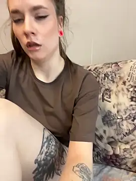 Snapshot of DivaAurumX chatting on 2, 3, 2026 DivaAurumX online show from 2, 3, 2026