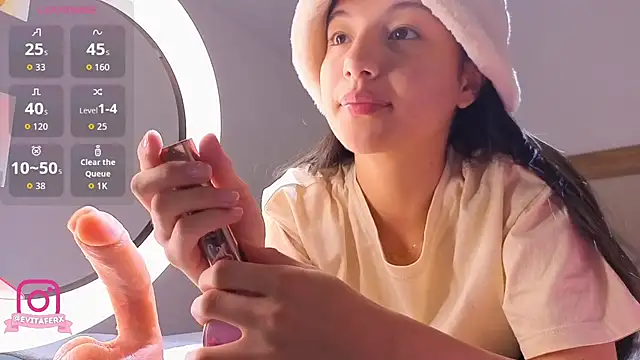 Snapshot of eva_depp_ chatting on 6, 4, 2026 eva depp online show from 6, 4, 2026