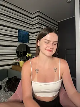 Snapshot of UnholyAmy chatting on 8, 6, 2026 UnholyAmy online show from 8, 6, 2026