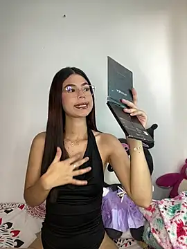 Snapshot of Nixieblaze chatting on 8, 4, 2026 Nixieblaze online show from 8, 4, 2026