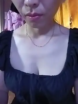 Snapshot of hd_love69 chatting on 18, 6, 2026 hd love69 online show from 18, 6, 2026