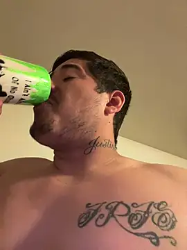 Sweetdickwill online show from 25, 2, 2026