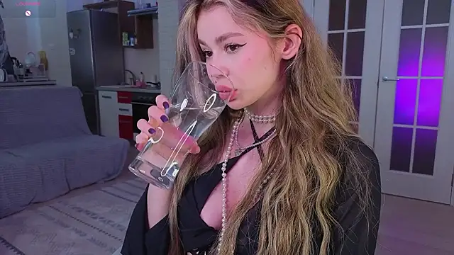 Snapshot of Dipamelly chatting on 26, 3, 2026 Dipamelly online show from 26, 3, 2026