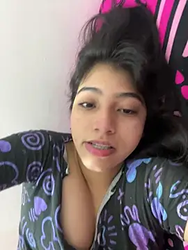 Sexy mia outdoors online show from 26, 3, 2026