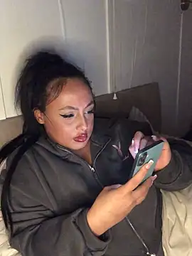 Snapshot of mayawesttt chatting on 15, 3, 2026 mayawesttt online show from 15, 3, 2026