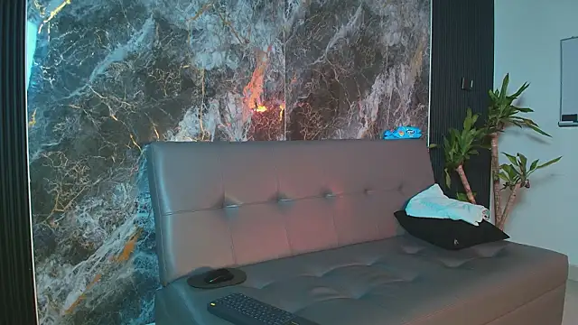 yvone johnson online show from 2, 3, 2026