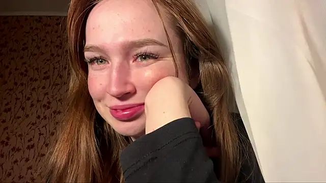 Snapshot of Hanna__Montanna chatting on 4, 3, 2026 Hanna Montanna online show from 4, 3, 2026