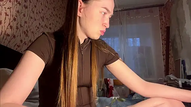 Snapshot of Hanna__Montanna chatting on 2, 4, 2026 Hanna Montanna online show from 2, 4, 2026