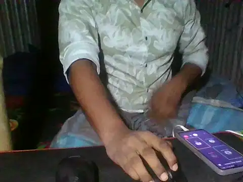 Snapshot of BestDick2910 chatting on 7, 4, 2026 BestDick2910 online show from 7, 4, 2026