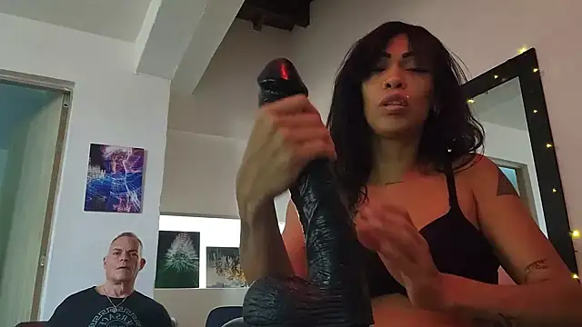 Snapshot of FirexxxDesire69 chatting on 4, 7, 2026 FirexxxDesire69 online show from 4, 7, 2026