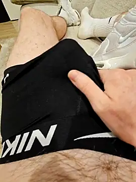 Snapshot of Kiffeur2Tn chatting on 6, 4, 2026 Kiffeur2Tn online show from 6, 4, 2026