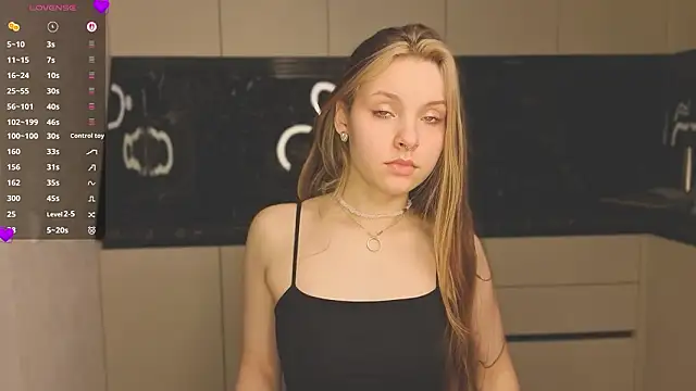 Snapshot of HinaVibe chatting on 27, 3, 2026 HinaVibe online show from 27, 3, 2026