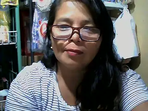 Snapshot of Flowerblossom123 chatting on 23, 3, 2026 Flowerblossom123 online show from 23, 3, 2026