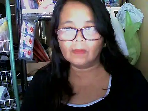 Snapshot of Flowerblossom123 chatting on 10, 4, 2026 Flowerblossom123 online show from 10, 4, 2026