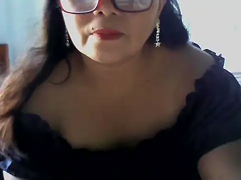 Snapshot of Flowerblossom123 chatting on 17, 4, 2026 Flowerblossom123 online show from 17, 4, 2026