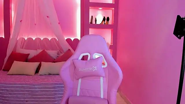 Holy Lux online show from 27, 2, 2026