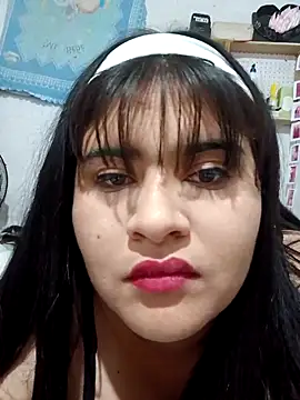 Snapshot of Orianamzn21 chatting on 10, 5, 2026 Orianamzn21 online show from 10, 5, 2026