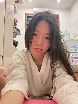 Miumieu2 online show from 24, 2, 2026