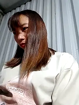 Snapshot of Xuka-xx chatting on 13, 3, 2026 Xuka-xx online show from 13, 3, 2026