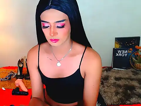 Queeny Cassandra online show from 6, 3, 2026