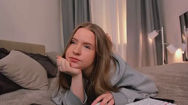 Snapshot of Arya_Thomas chatting on 24, 3, 2026 Arya Thomas online show from 24, 3, 2026