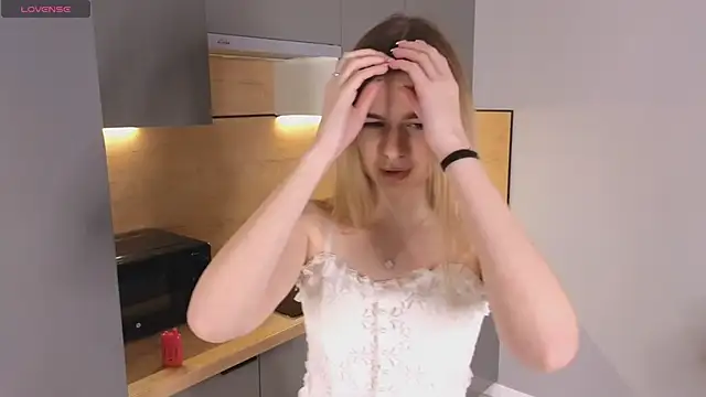 Snapshot of JeanaTownsend chatting on 25, 4, 2026 JeanaTownsend online show from 25, 4, 2026