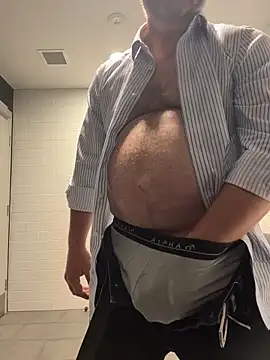 chubbylittlesecret online show from 1, 4, 2026