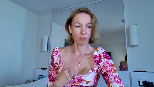 Snapshot of angelicfenix chatting on 9, 6, 2026 angelicfenix online show from 9, 6, 2026