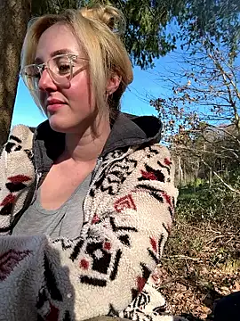 SherryBigTitts online show from 2, 4, 2026