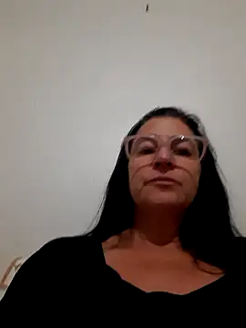 Snapshot of Camilegaucha chatting on 2, 5, 2026 Camilegaucha online show from 2, 5, 2026