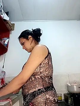 Emily Rouse23 online show from 14, 4, 2026