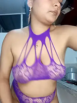 Emily Rouse23 online show from 18, 4, 2026