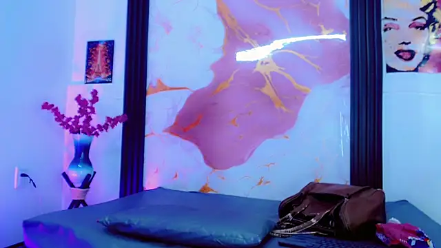 Valeria Linares online show from 10, 4, 2026