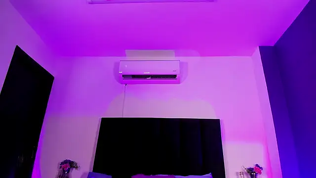 Snapshot of scarlet__ray_ chatting on 13, 3, 2026 scarlet ray online show from 13, 3, 2026