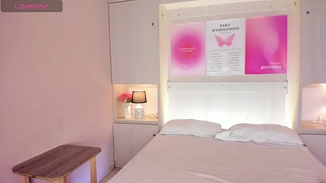 Oshun 444 online show from 17, 3, 2026