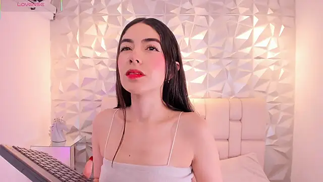 Snapshot of mell_muller chatting on 9, 4, 2026 mell muller online show from 9, 4, 2026